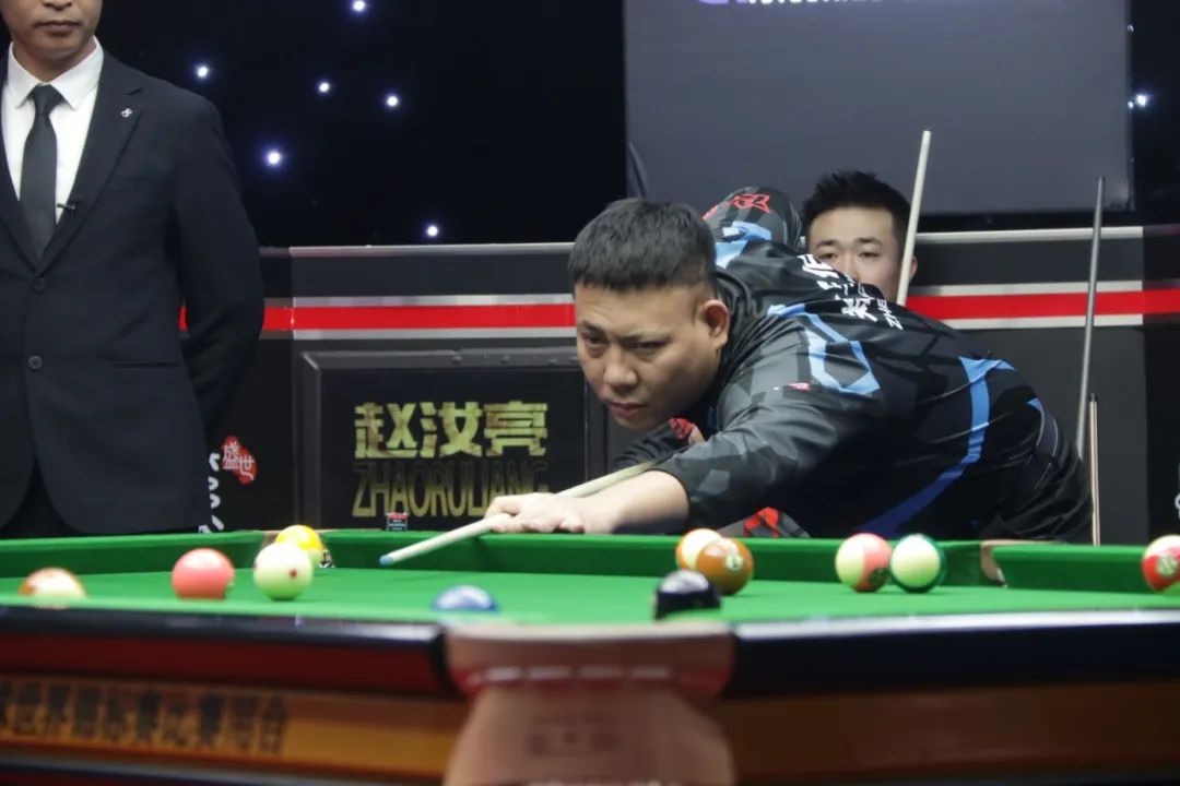 体育闪亮青 体育闪亮青