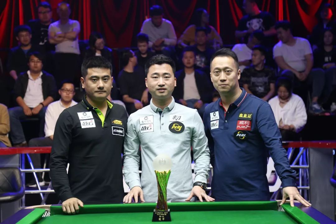 会上成为焦 会上成为焦