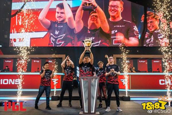 且需有第三 且需有第三